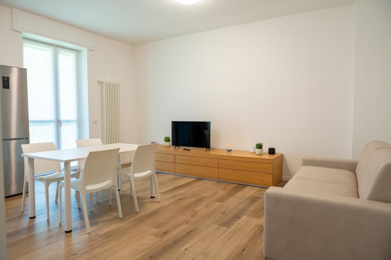 Apartamento 15Min Metro Duomo - Rho Fiera - Skyscraper Kitchen Milán Exterior foto