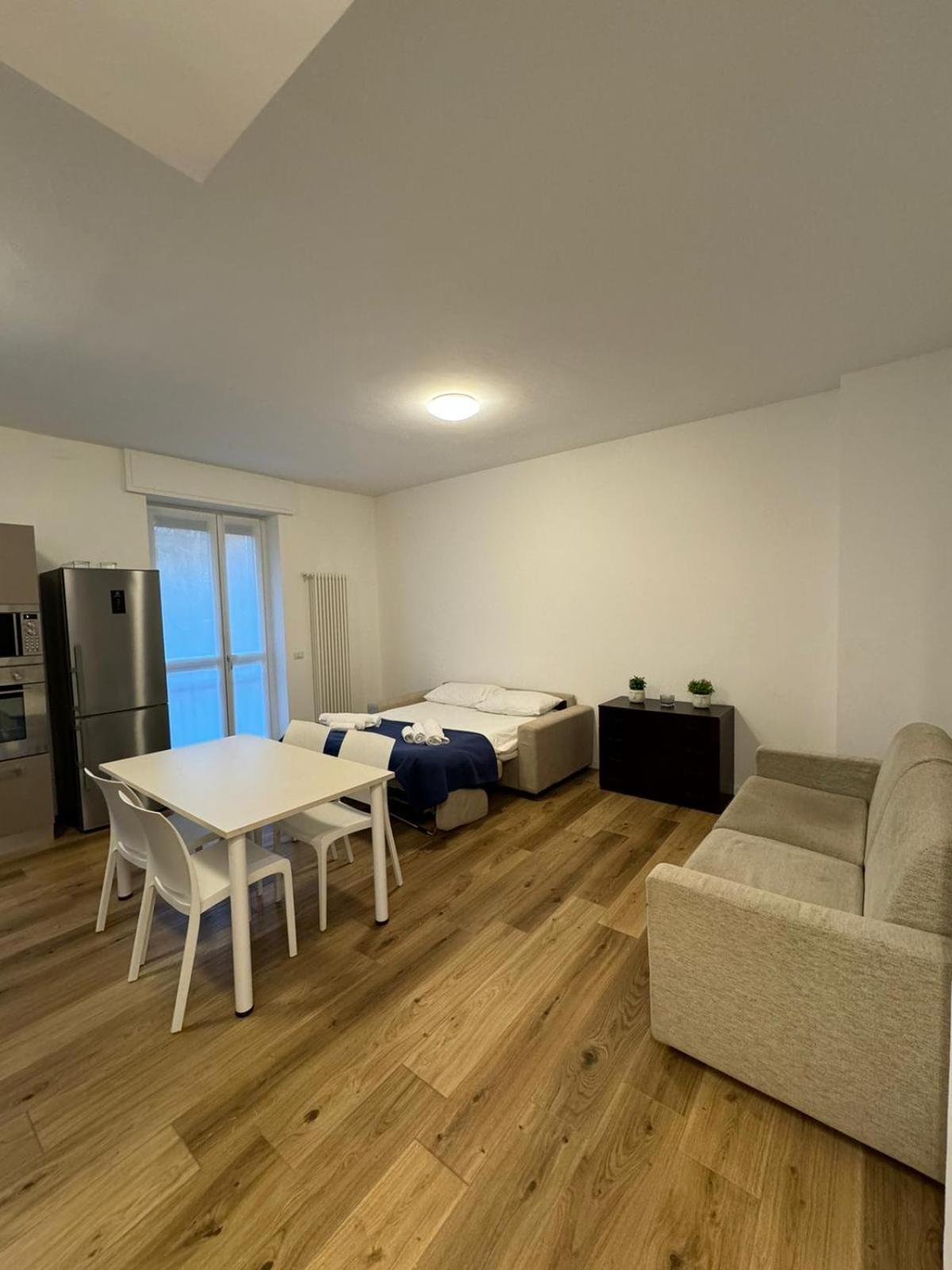 Apartamento 15Min Metro Duomo - Rho Fiera - Skyscraper Kitchen Milán Exterior foto